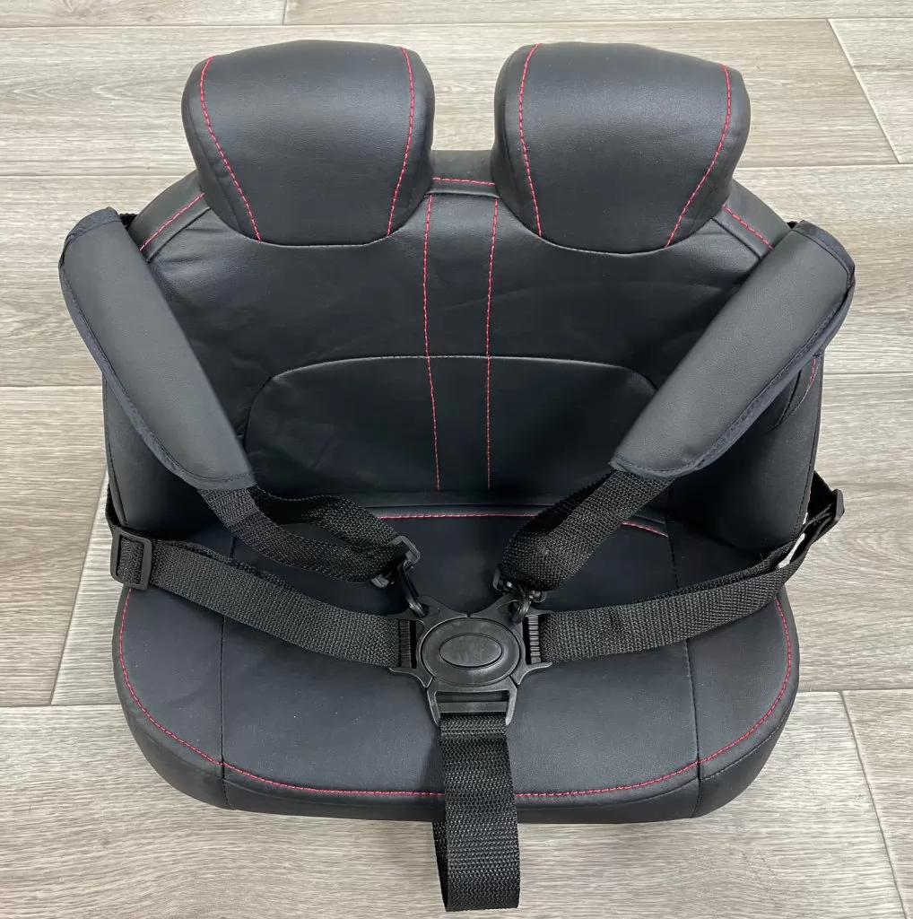 Asiento en polipiel de repuesto modelo A221