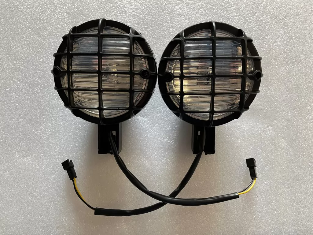 Faro Negro de Rejilla con LED