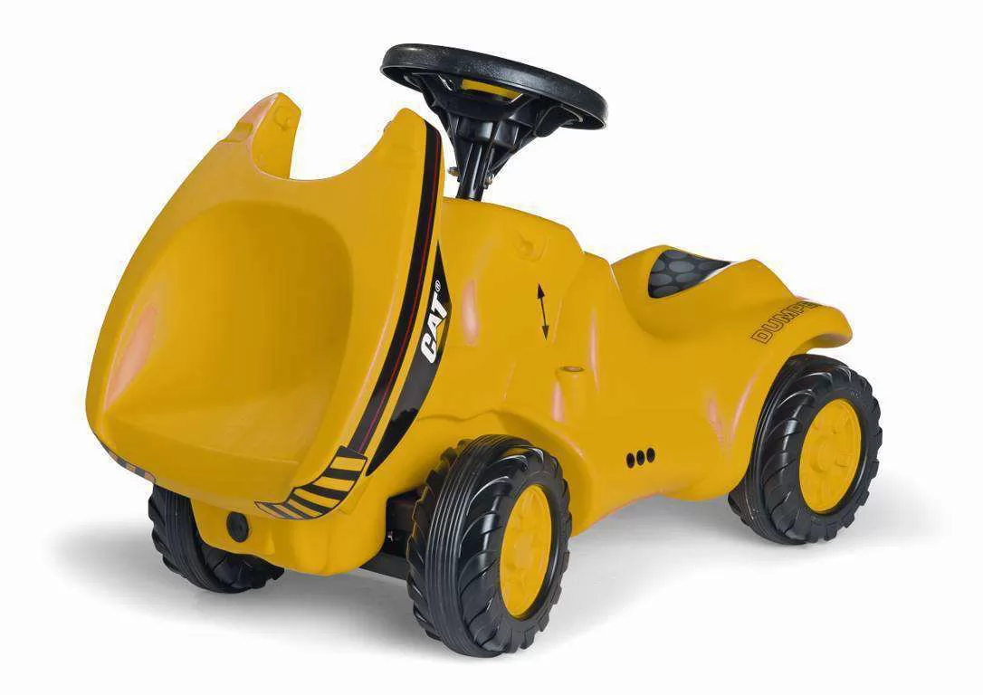 Detalle del capó abierto mini tractor cat dumper