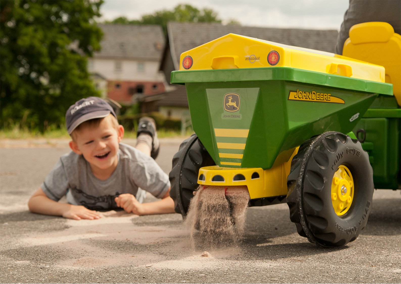 REMOLQUE STREUMAX DISPENSADOR DE ARENA JOHN DEERE - EN TRACTOR
