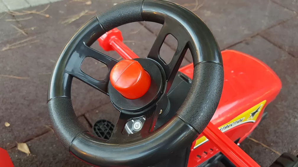 TRACTOR A PEDALES ROJO REMOLQUE Y PALA - VOLANTE