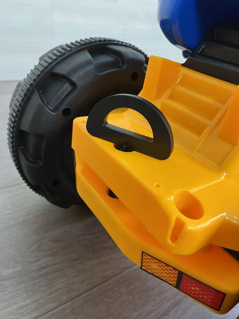 Tractor de pedales strong superior Amarillo