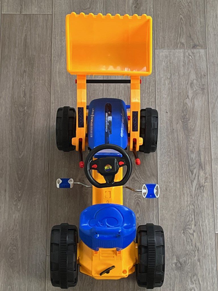 Tractor de pedales strong superior Amarillo