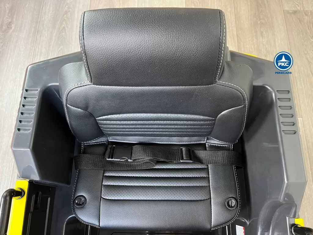 Excavadora Eléctrica Volvo 12v 2.4G Amarilla asiento