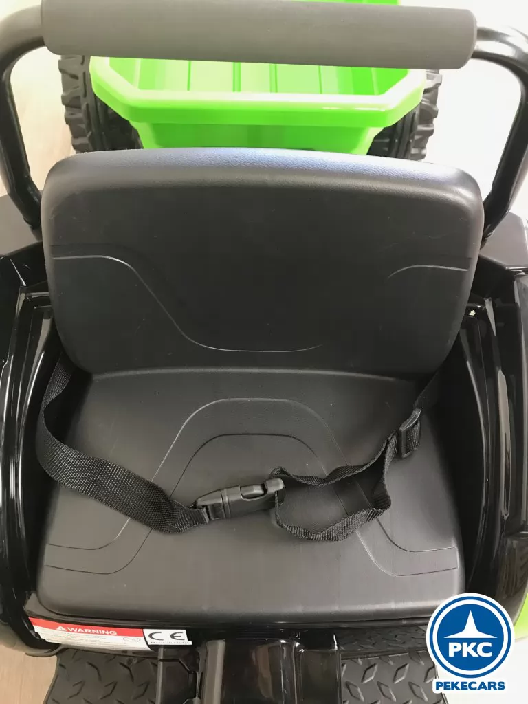 Tractor Electrico Peketrac 4100 12V 2.4G Verde vista  asiento