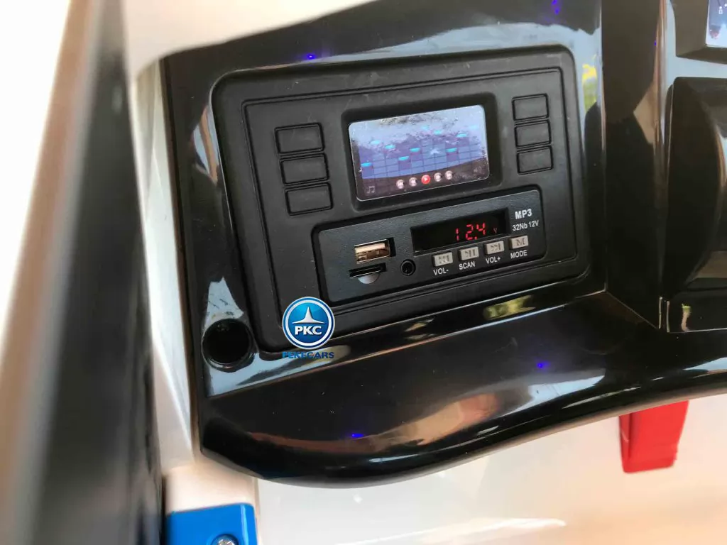 Tren electrico para niños Pekecars Blanco vista voltímetro